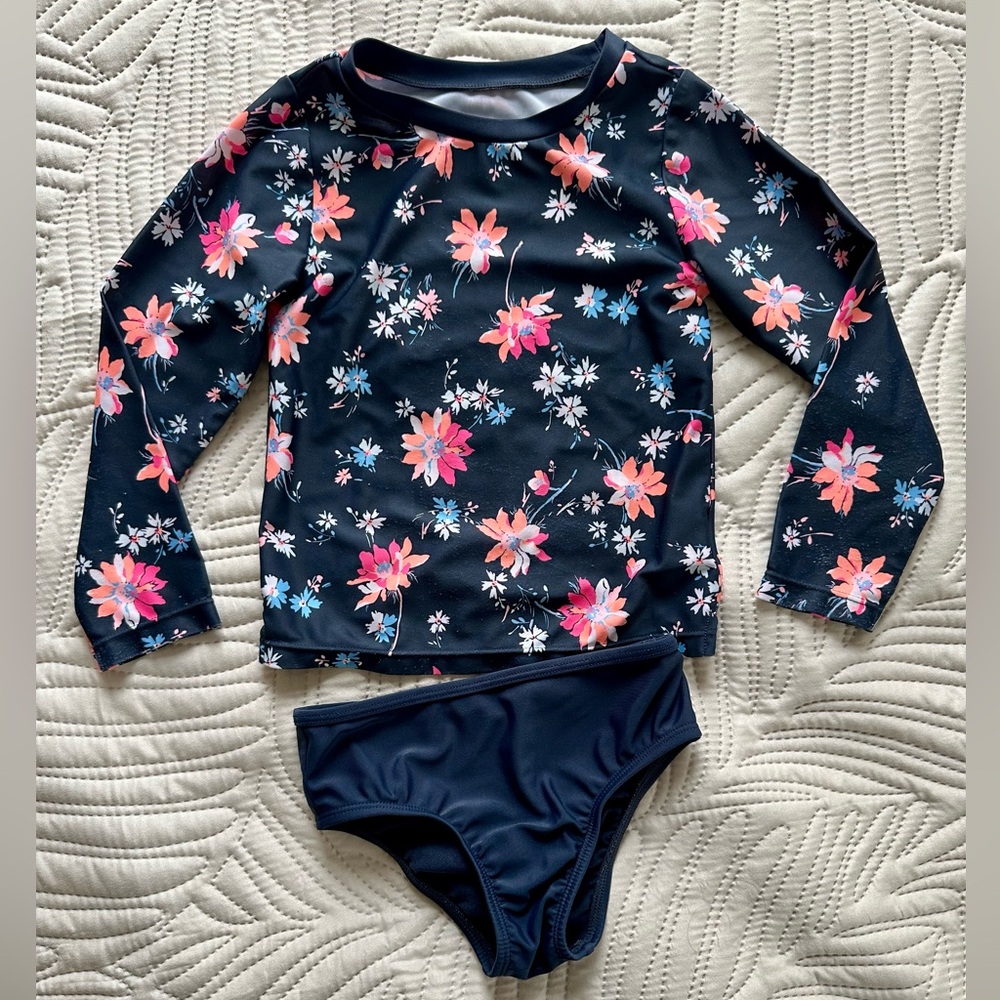Girls 3T long sleeve swim set